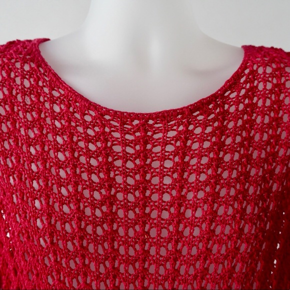 ⚡️🎄NWOT red Chico’s open weave sweater. Size 2 = size 12/14. Perfect holiday top - Picture 3 of 7